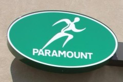 paramount_sign